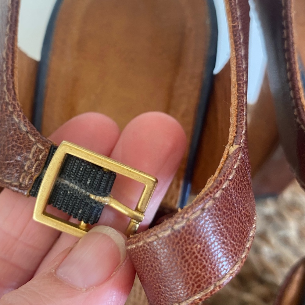 Chie Mihara Tan and Blue Platform Heels - Picture 5 of 15